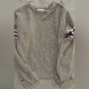 Women’s sweater
